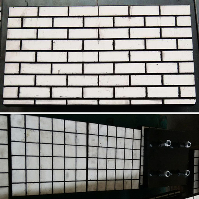 Il cemento ed il trasportatore allineante resistente all'uso estraente fanno scendere le mattonelle per mezzo di uno scivolo ceramiche di usura