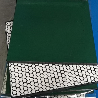 Piastrelle di ceramica ceramiche leganti dell'allumina della fodera di usura di strato del Cn per il trasportatore estraente